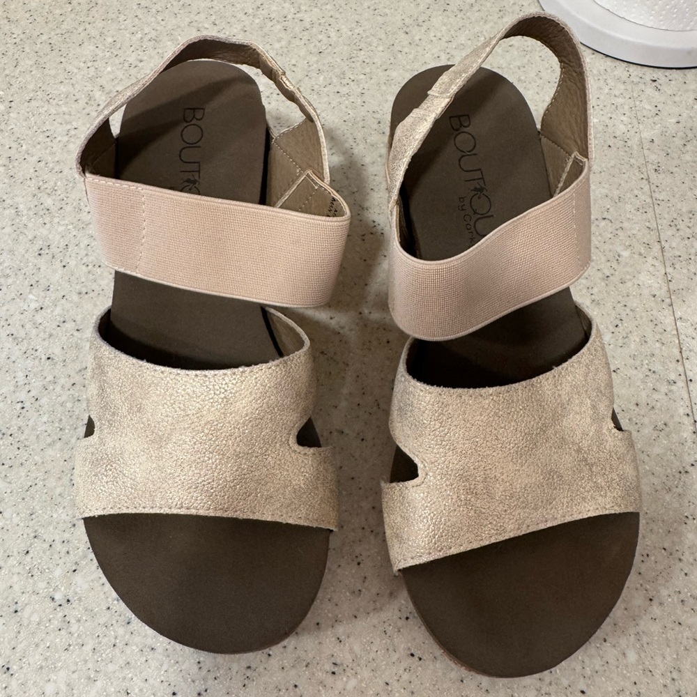 Corkys Women's Sandals in Light Pink and Brown